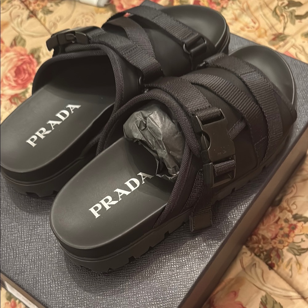 Prada Black Nero men’s slides- size Prada 7 equivalent to US  men’s 8